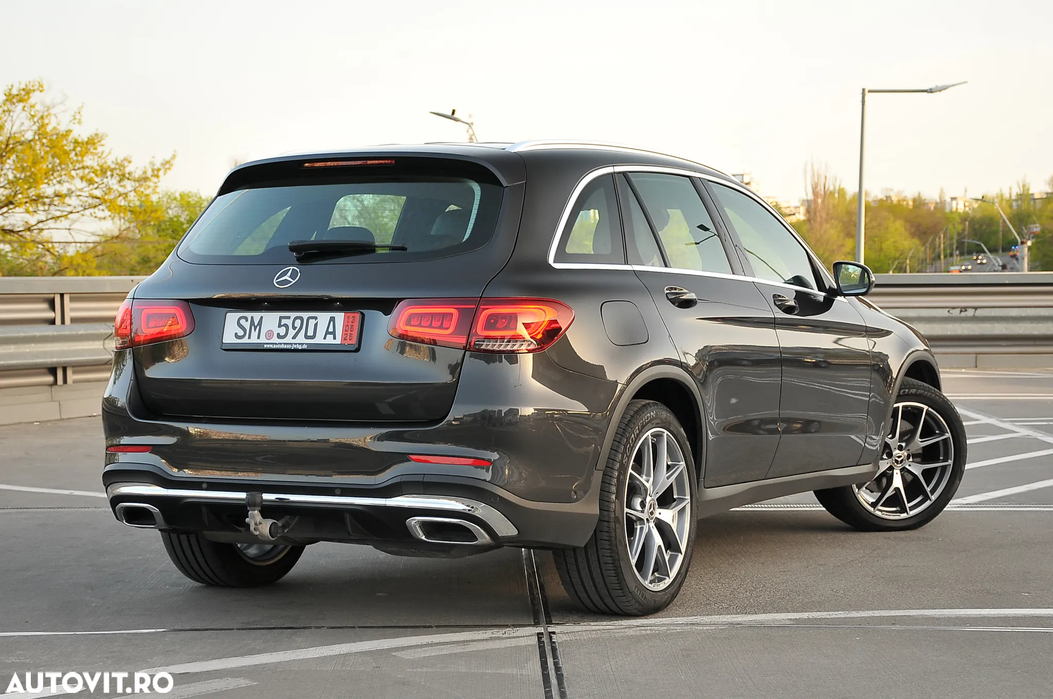 Mercedes-Benz GLC 300 d 4Matic 9G-TRONIC AMG Line Plus - 2