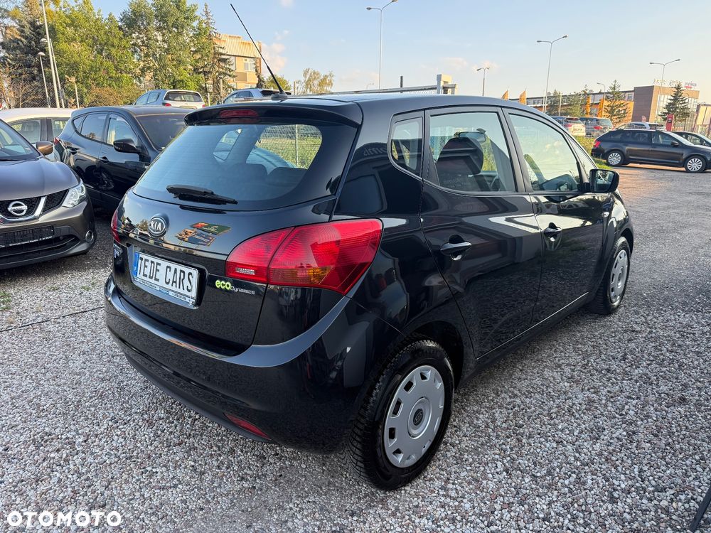 Kia Venga - 6