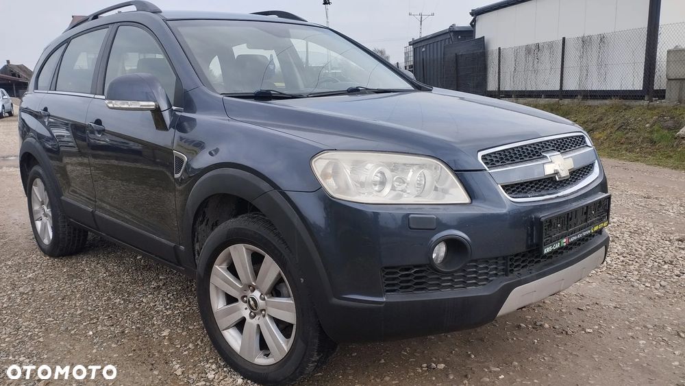 Chevrolet Captiva 2.0 4WD 7 Sitzer Automatik LT Exclusive - 1