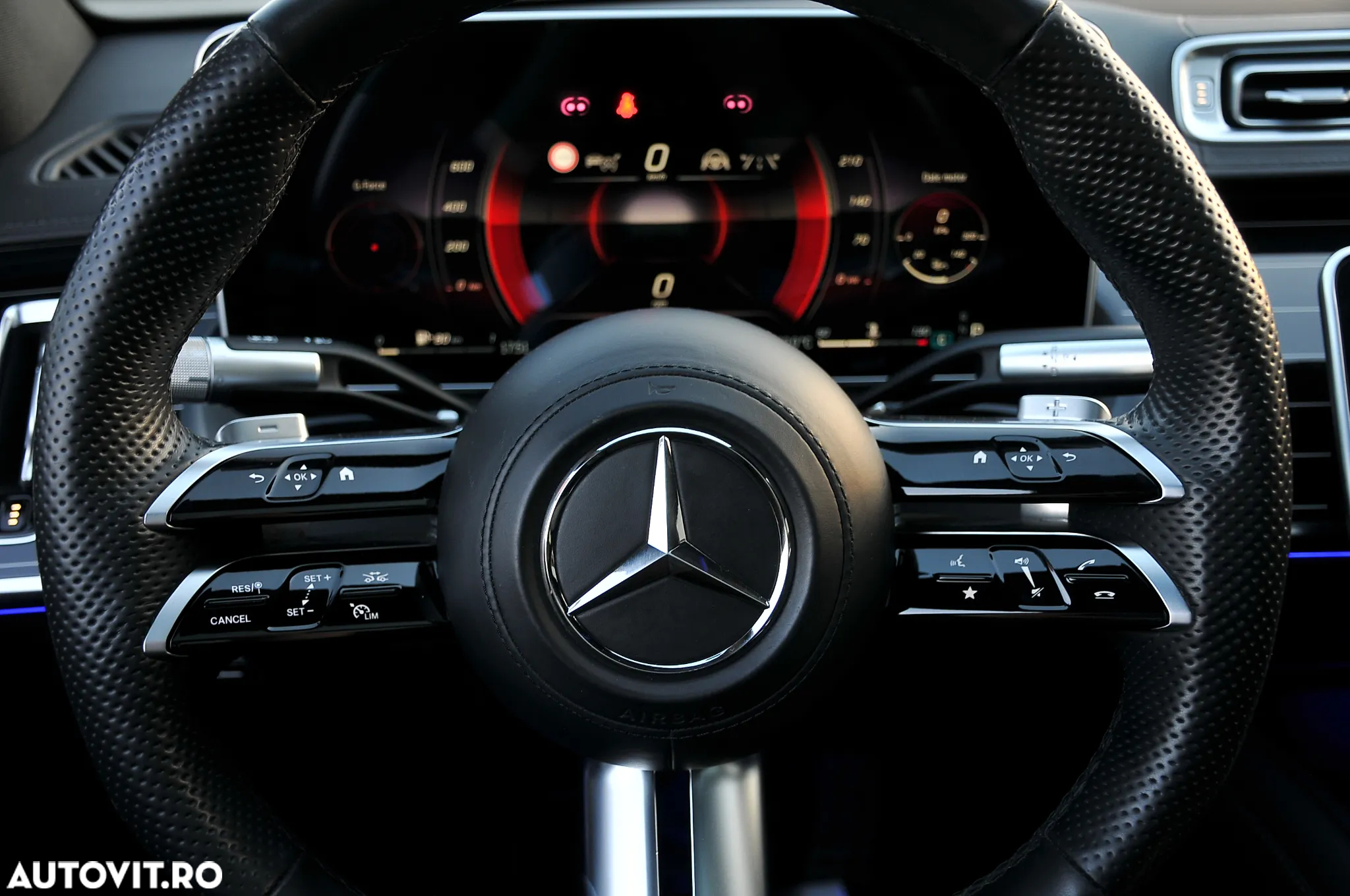 Mercedes-Benz S 350 d 4Matic L 9G-TRONIC - 35