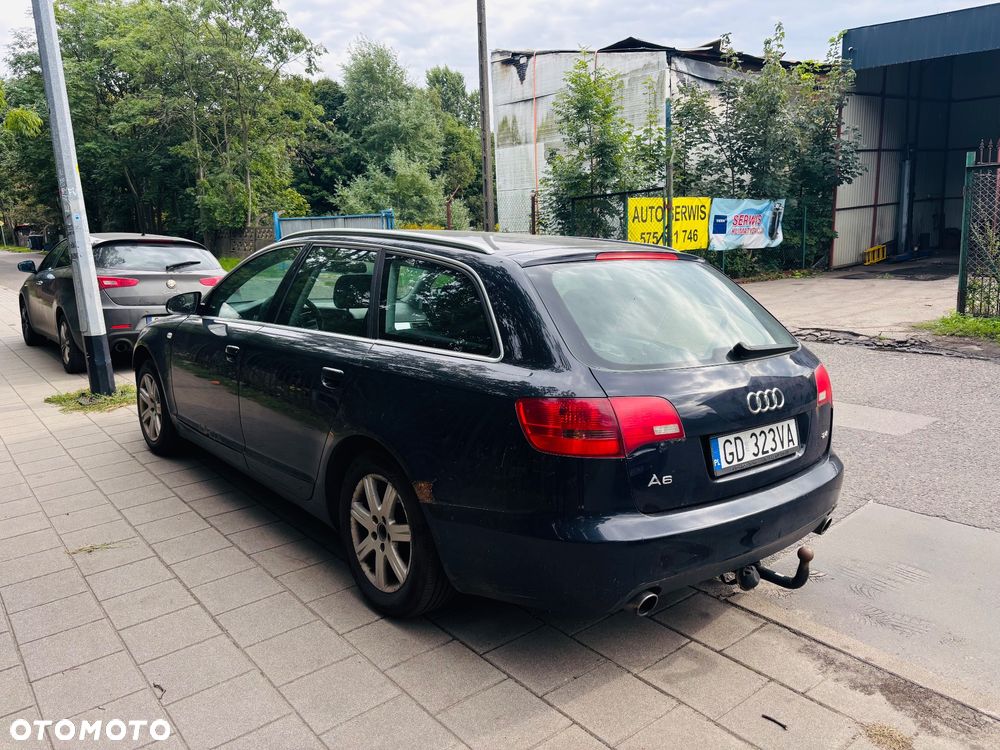 Audi A6 Avant 2.4 - 4