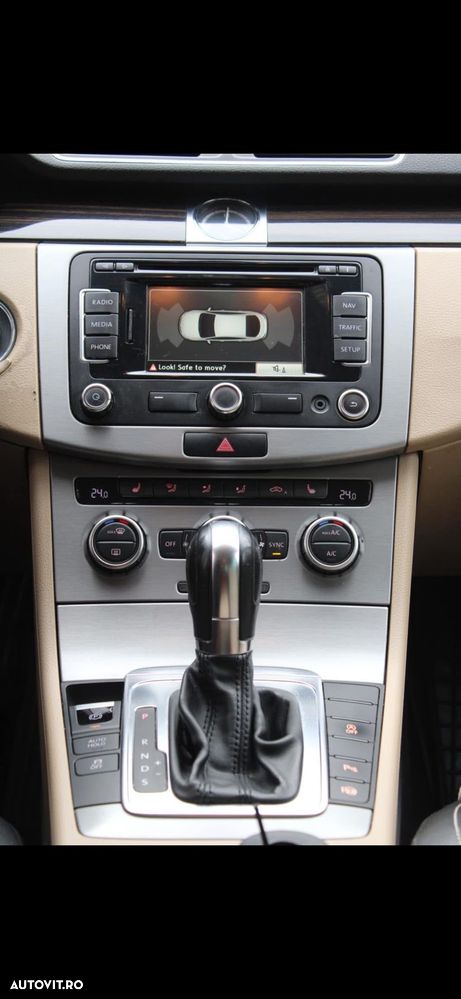 Volkswagen Passat CC - 4