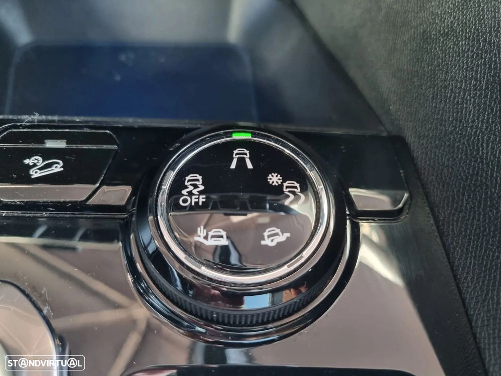 Peugeot 3008 1.2 PureTech Allure Pack EAT8 - 15