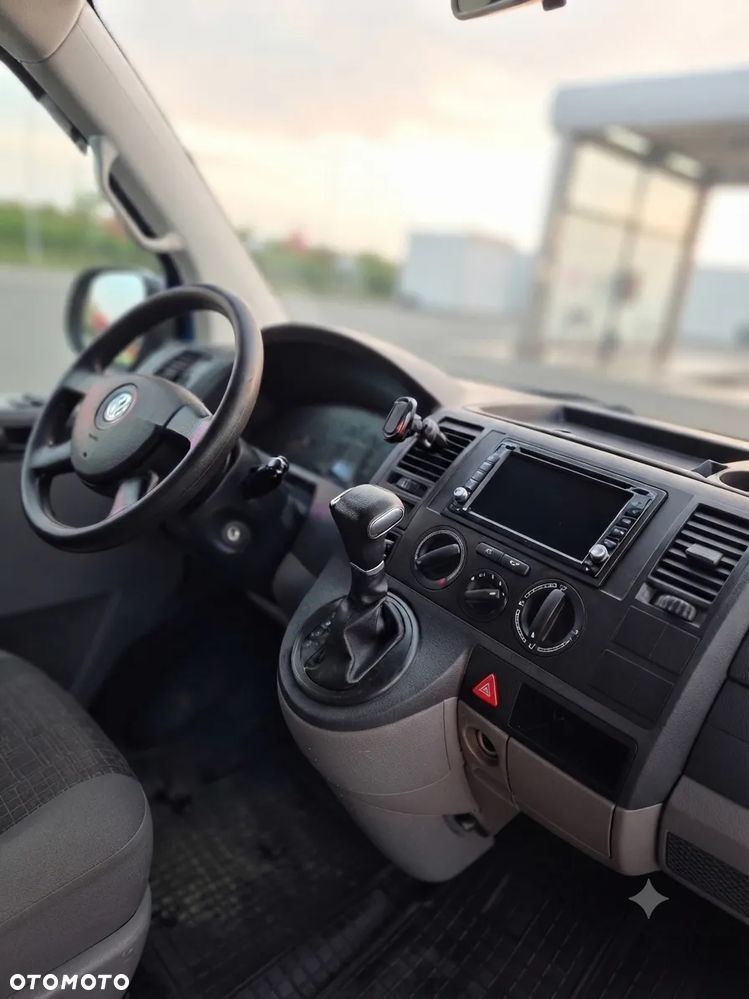 Volkswagen Transporter - 13