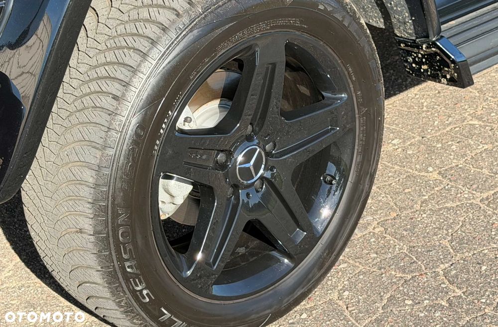 Mercedes-Benz Klasa G 350 d - 28