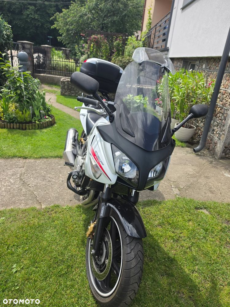 Honda CBF - 1
