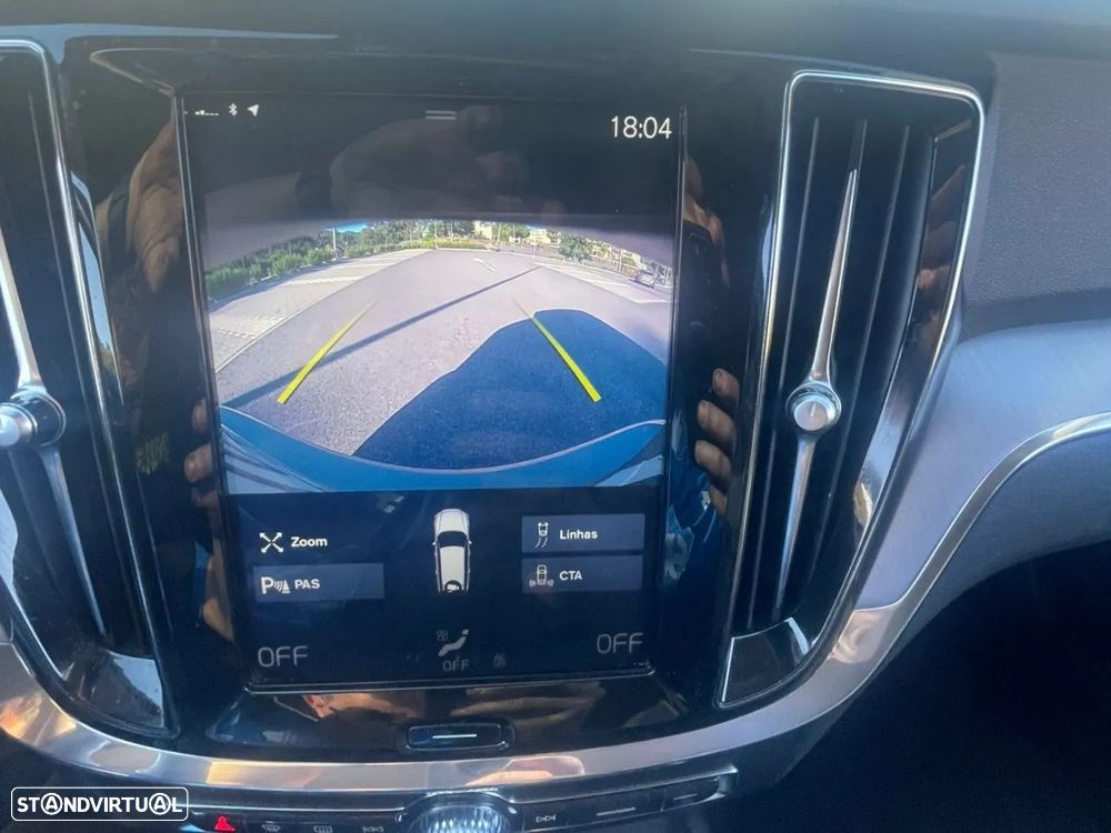 Volvo V60 2.0 D3 Momentum Plus Geartronic - 11