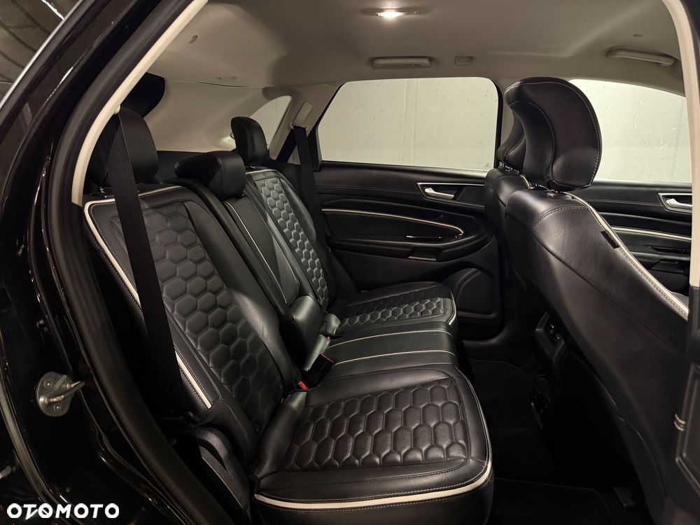 Ford Edge - 18