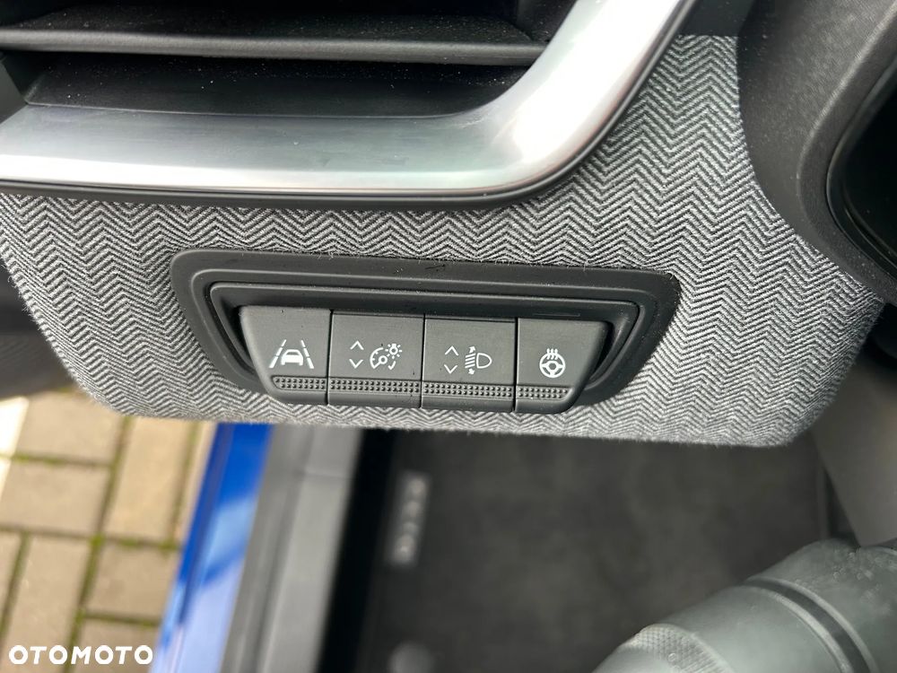 Renault Clio 1.0 TCe Techno - 11