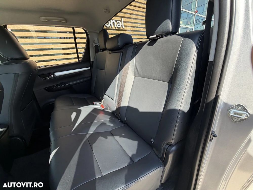 Toyota Hilux 2.4D 150CP 4x4 Double Cab AT Executive - 14