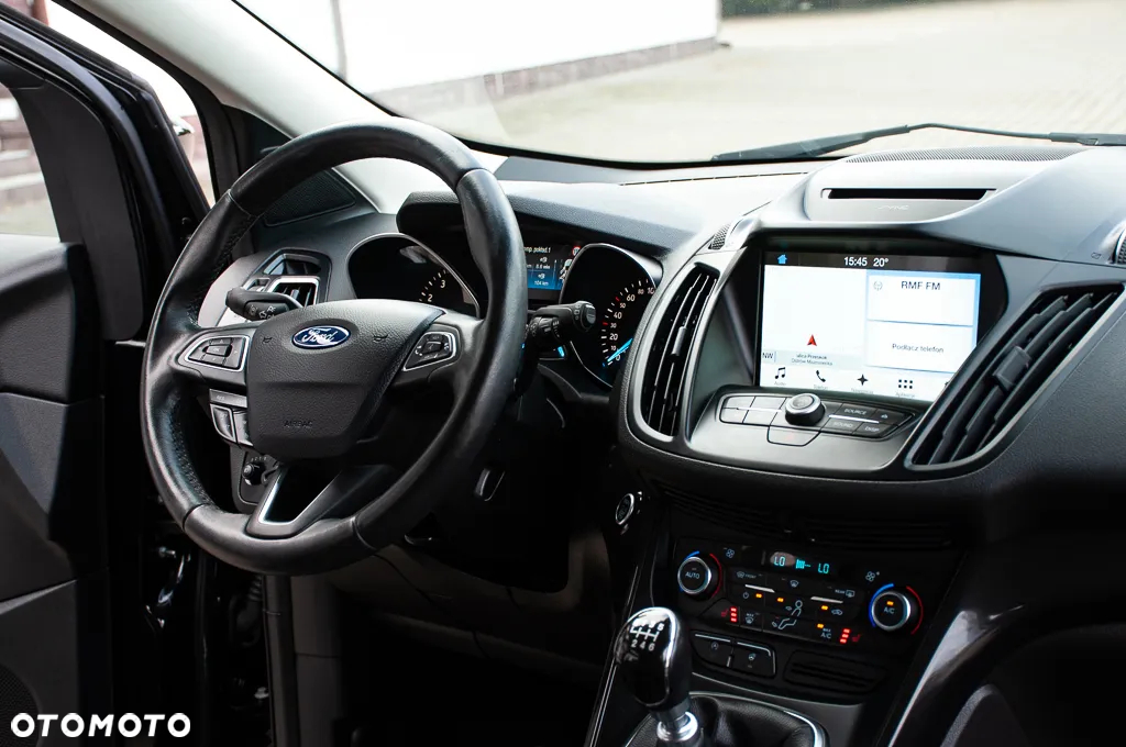 Ford Kuga 1.5 EcoBoost TITANIUM - 5