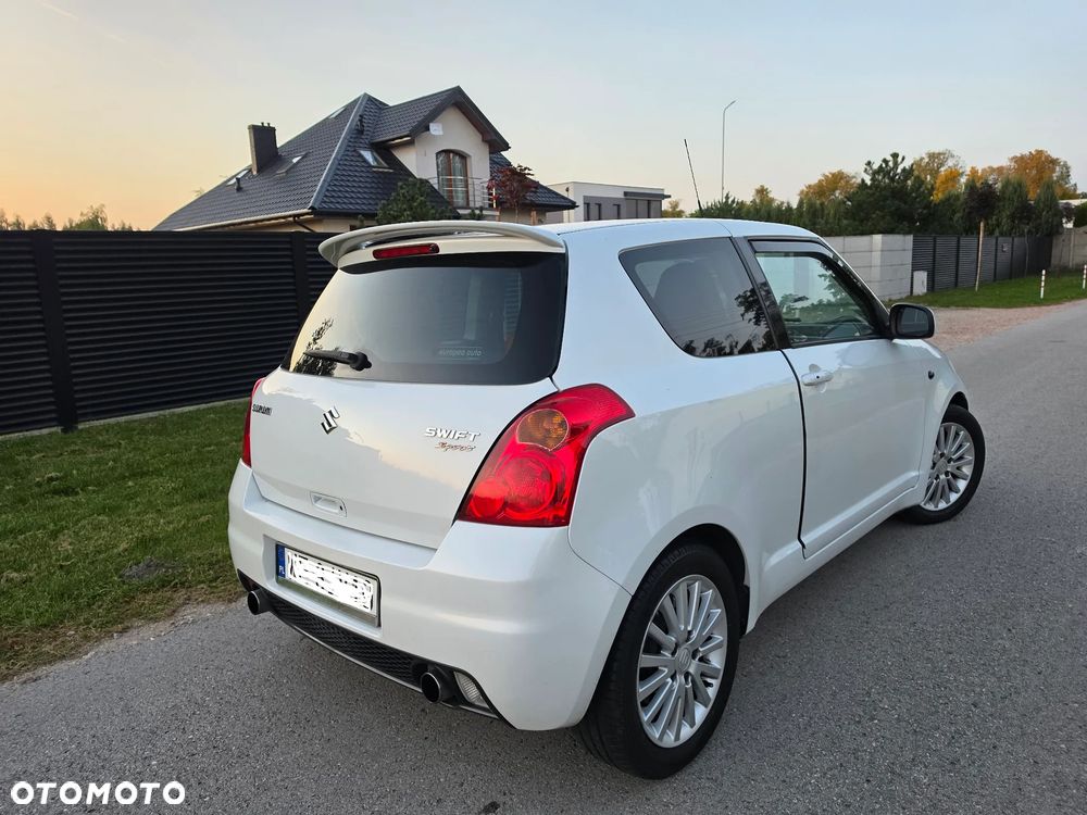 Suzuki Swift - 8