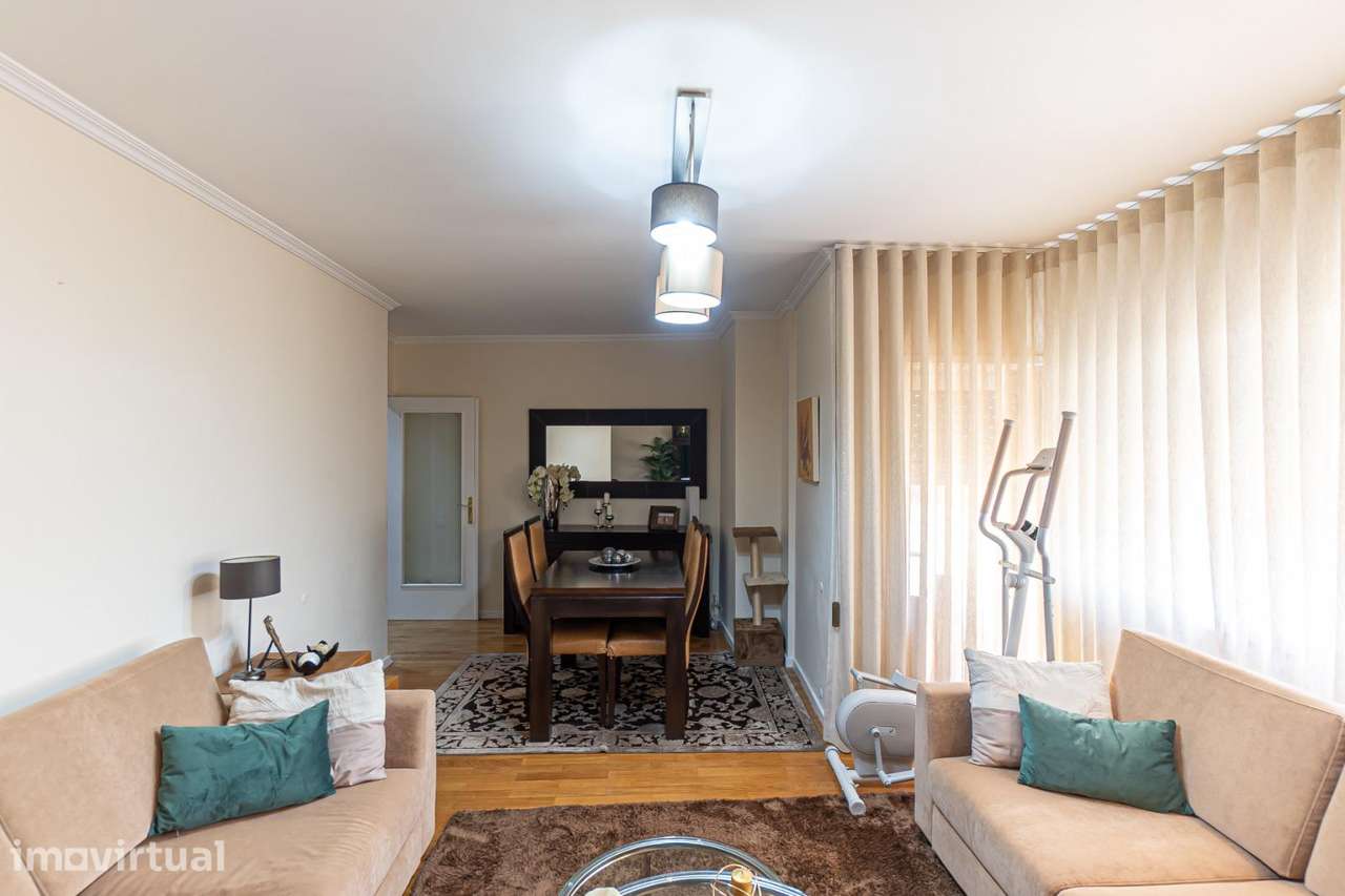 Excelente  Duplex T2 com Terraço, Suites e Garagem 2 Carros - Grande imagem: 5/29