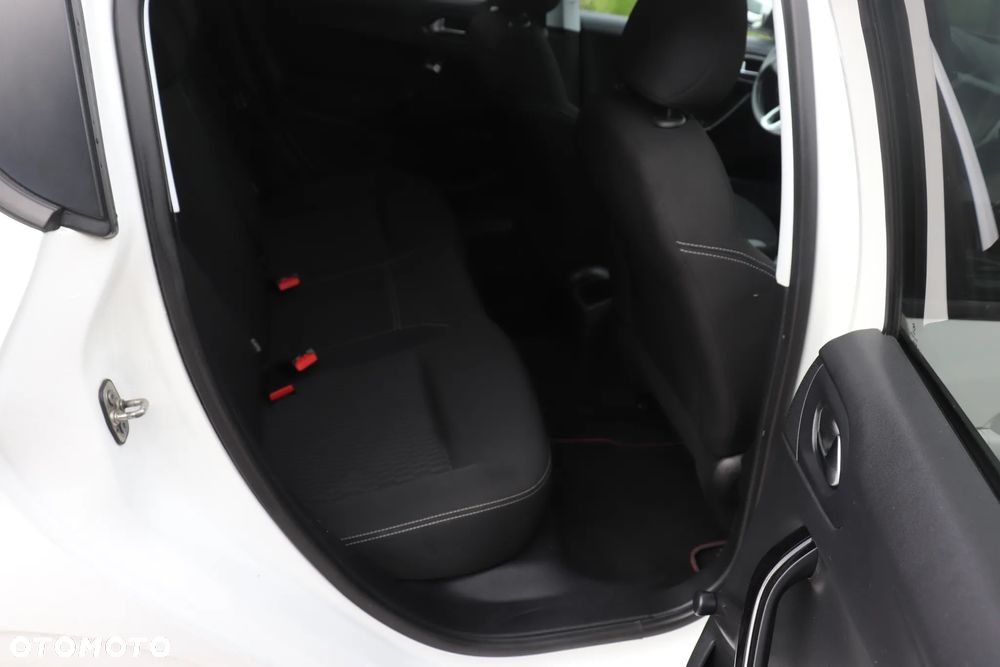 Peugeot 208 82 VTI Allure - 19