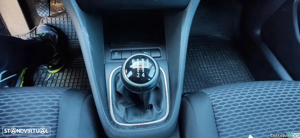 VW Golf Variant 1.6 TDi Confortline - 8