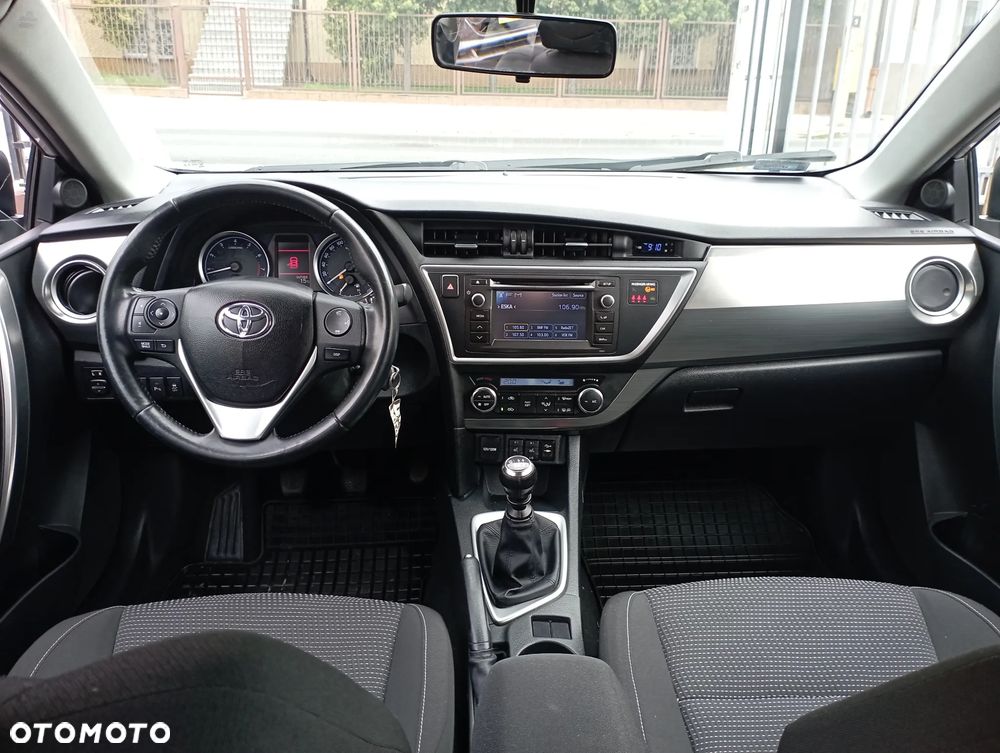 Toyota Auris 1.6 Dynamic - 8