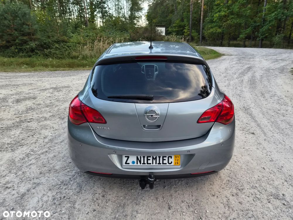 Opel Astra - 8
