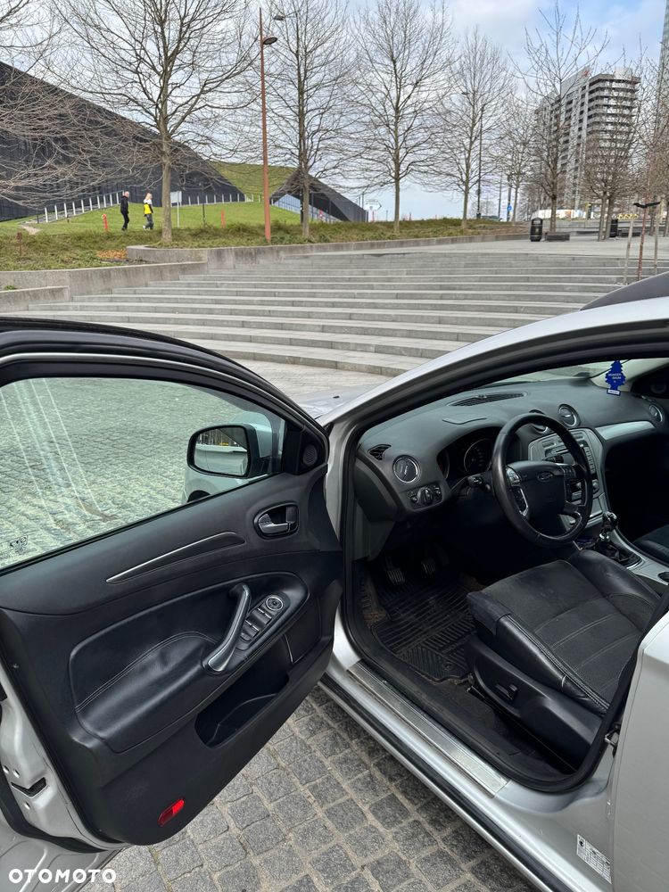 Ford Mondeo 2.0 TDCi Titanium - 22