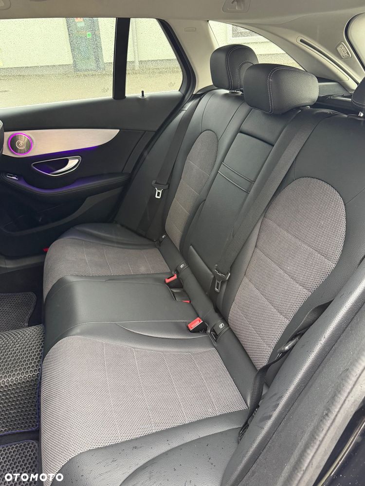 Mercedes-Benz Klasa C 220 d 9G-TRONIC - 19