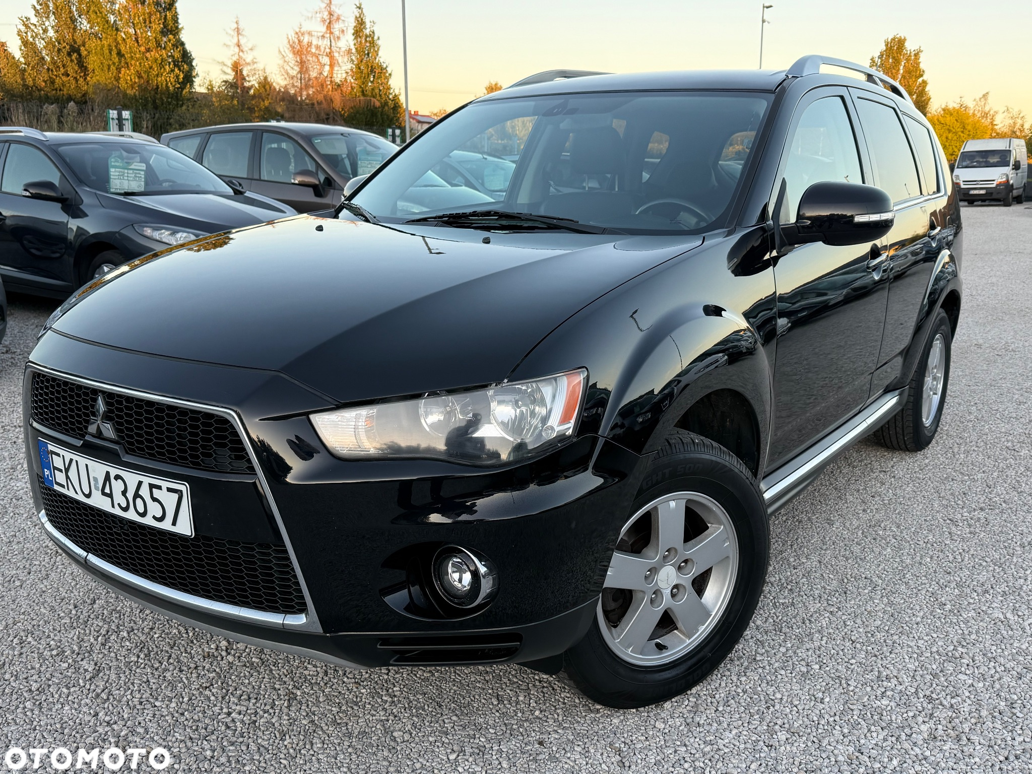 Mitsubishi Outlander 2.0 2WD CVT Invite - 3
