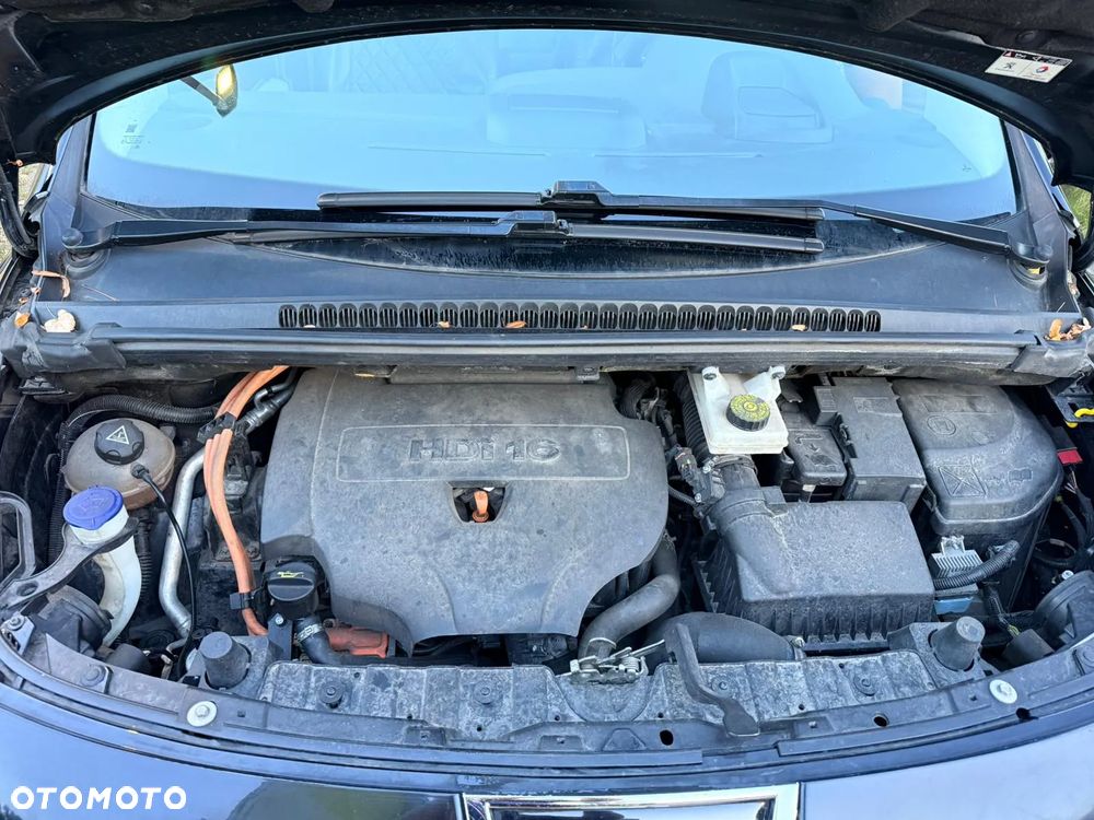 Peugeot 3008 2.0 HDi HYbrid4 - 16