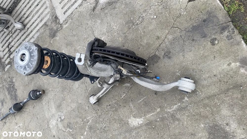 BMW G30 G31 XD 4X4 PRZEDNIE LEWE ZAWIESZENIE ZWROTNICA WAHACZ AMOR 6866639 - 1