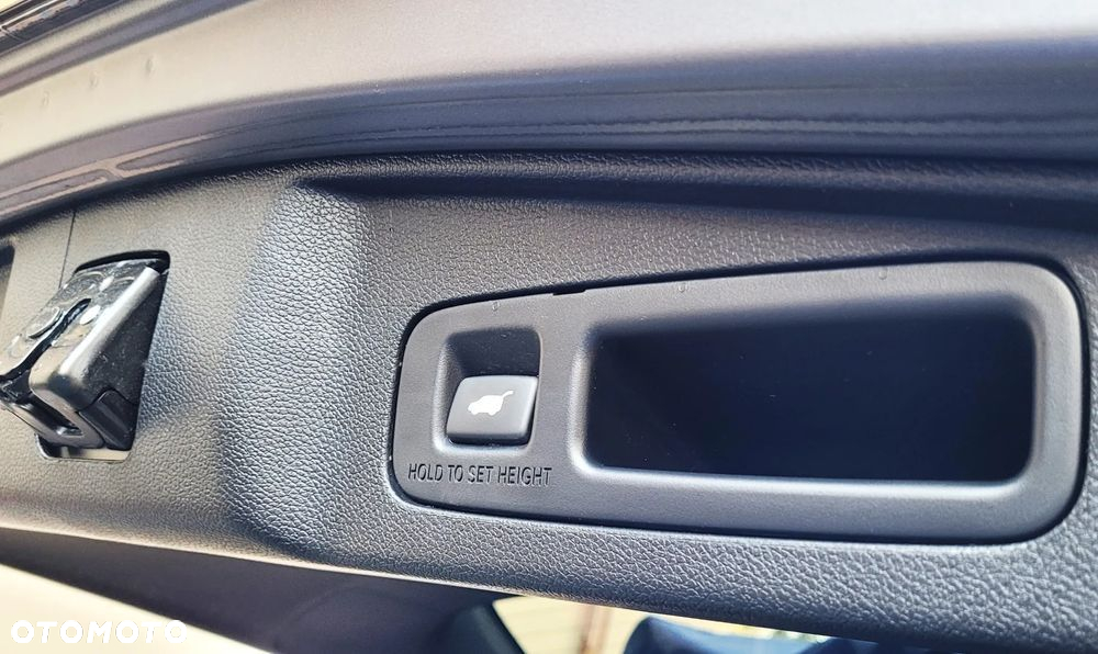 Honda CR-V 1.5 Executive (Honda Connect+) CVT - 29