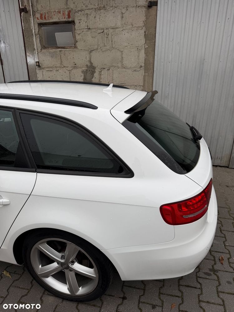 Audi A4 Avant - 13
