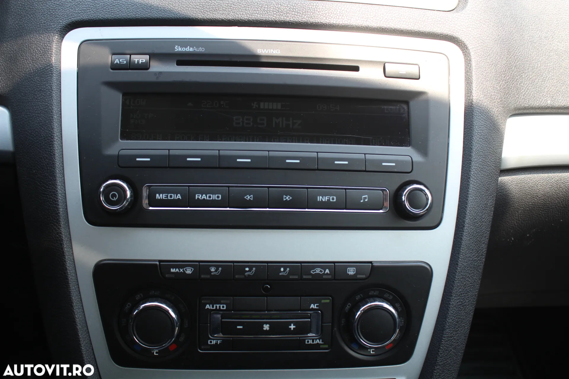 Skoda Octavia 1.6 Active - 4