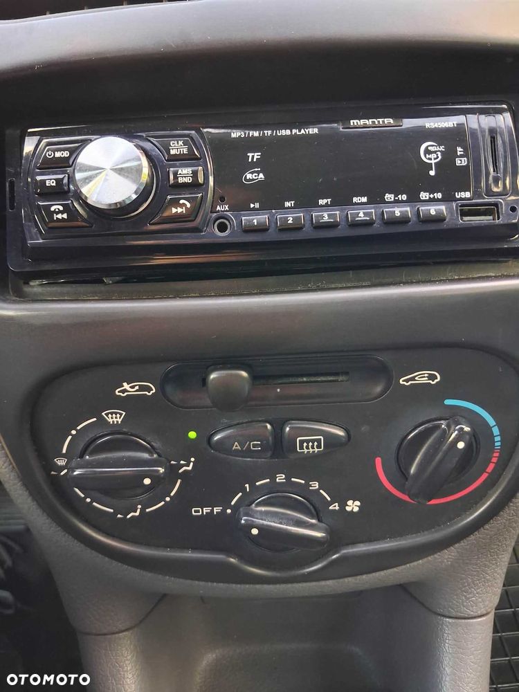 Peugeot 206 - 5