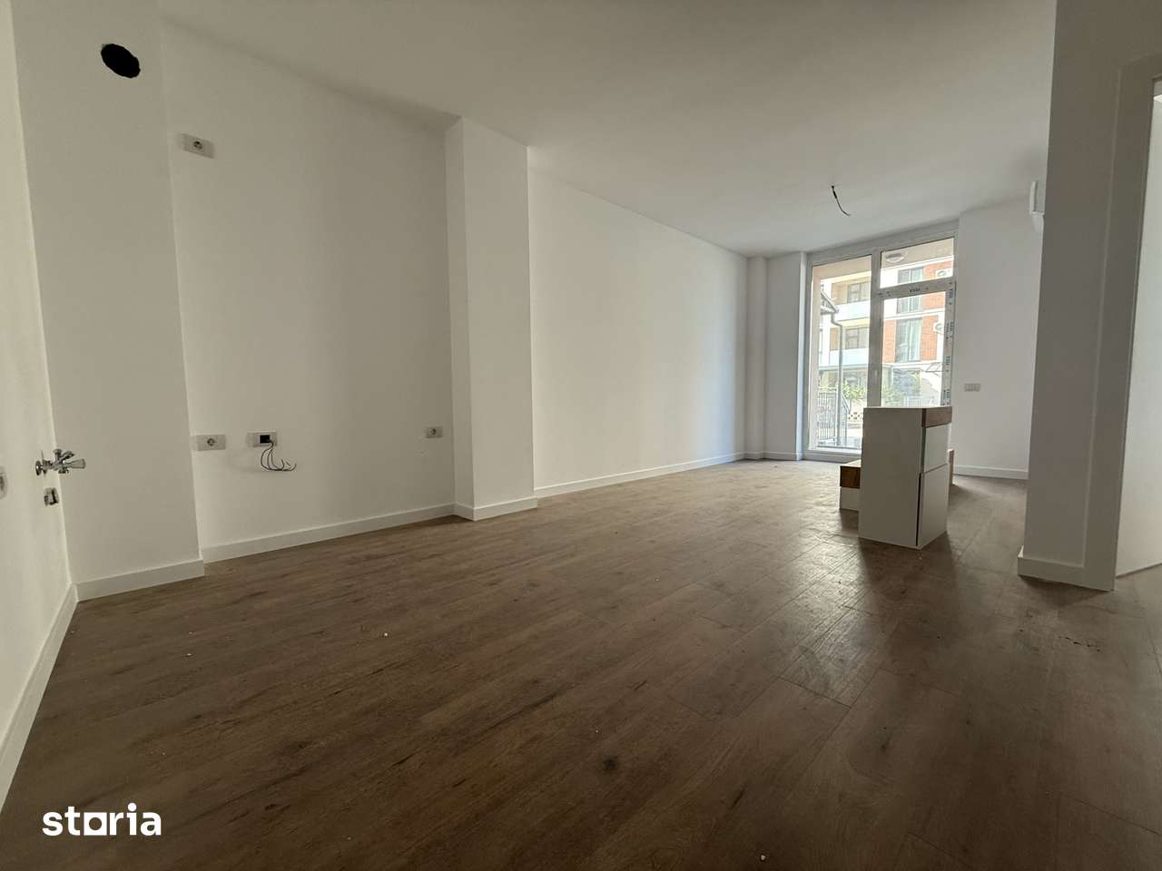 Apartament 2 camere, open-space, parter - Torontalului — fotografia 1