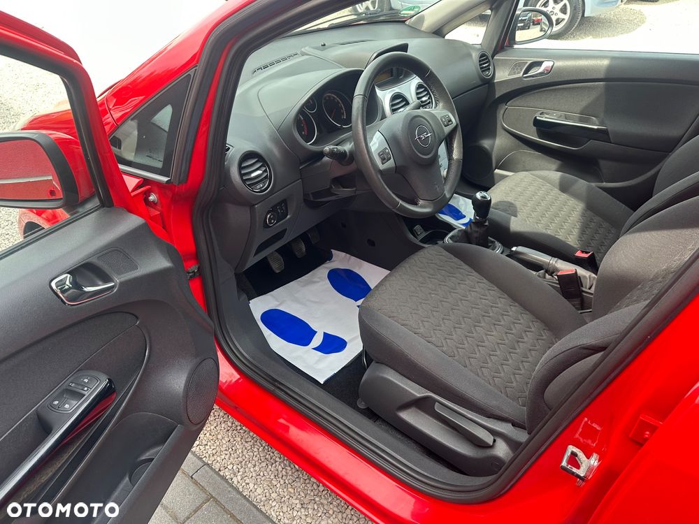 Opel Corsa 1.4 16V Active - 13