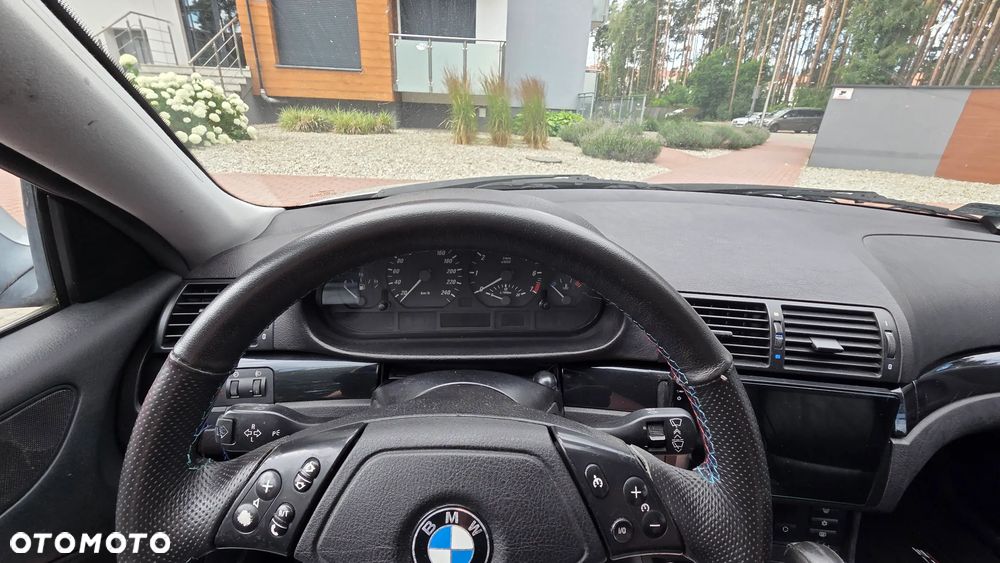 BMW Seria 3 - 8