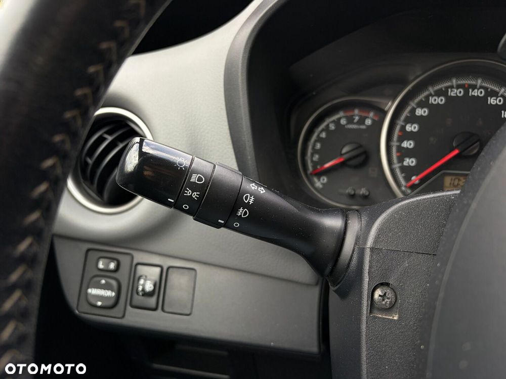 Toyota Yaris 1.33 Premium MS - 33