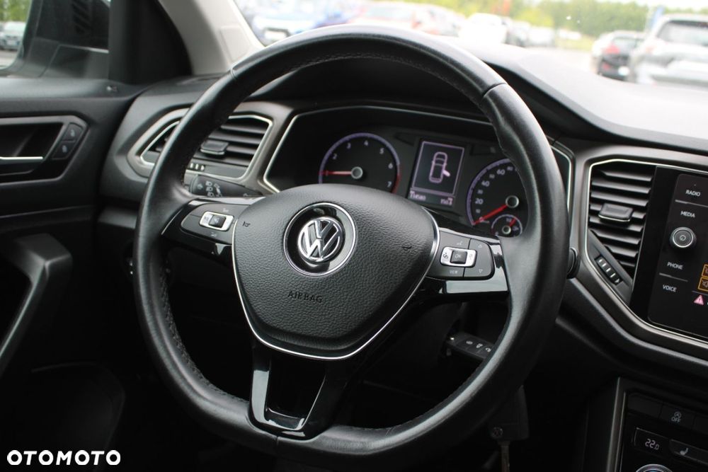 Volkswagen T-Roc - 18
