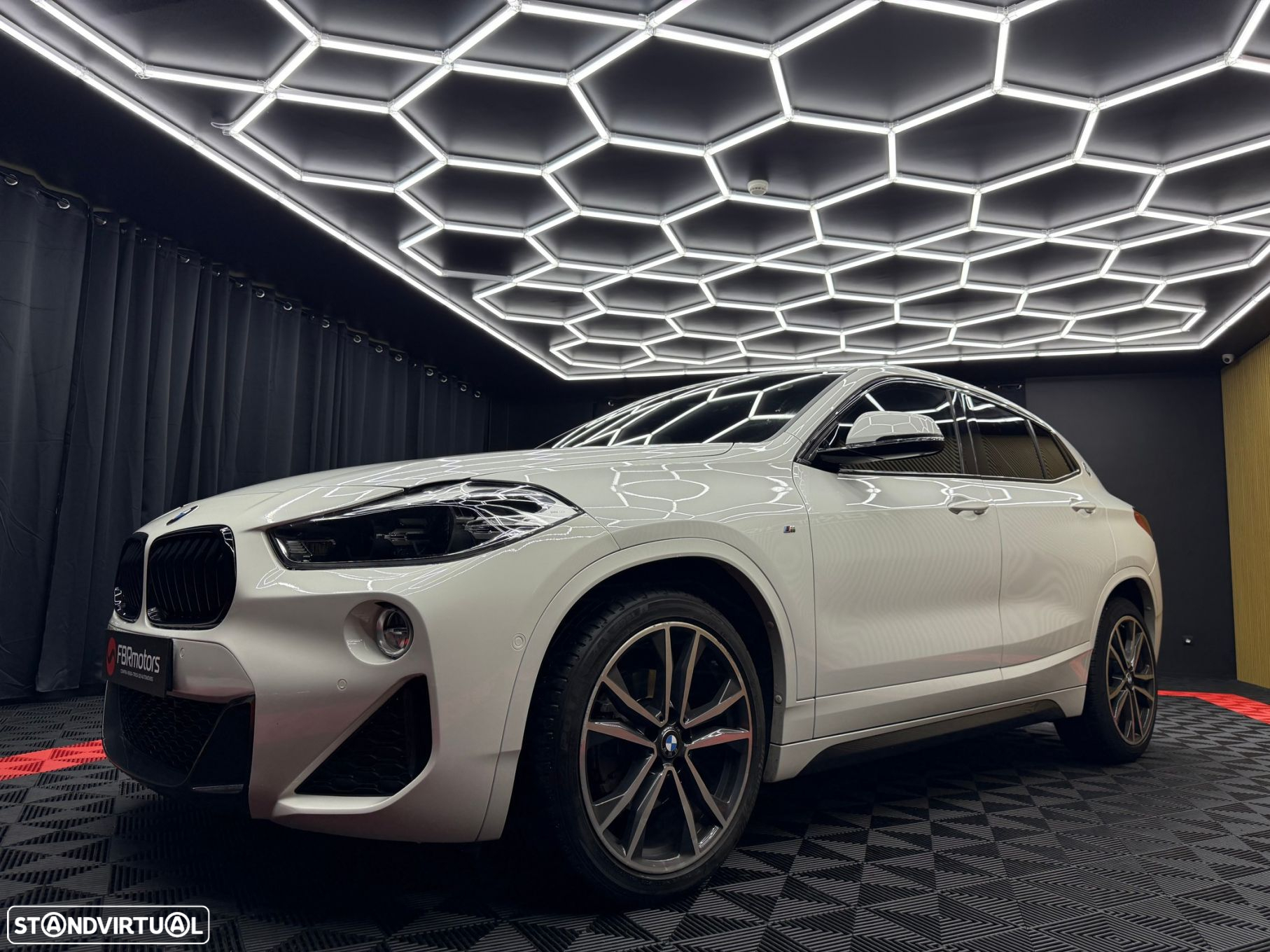BMW X2 18 d xDrive Auto Pack M - 3