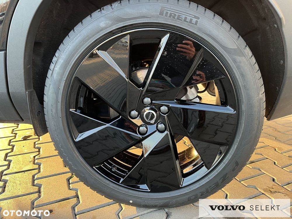 Volvo XC 40 - 18