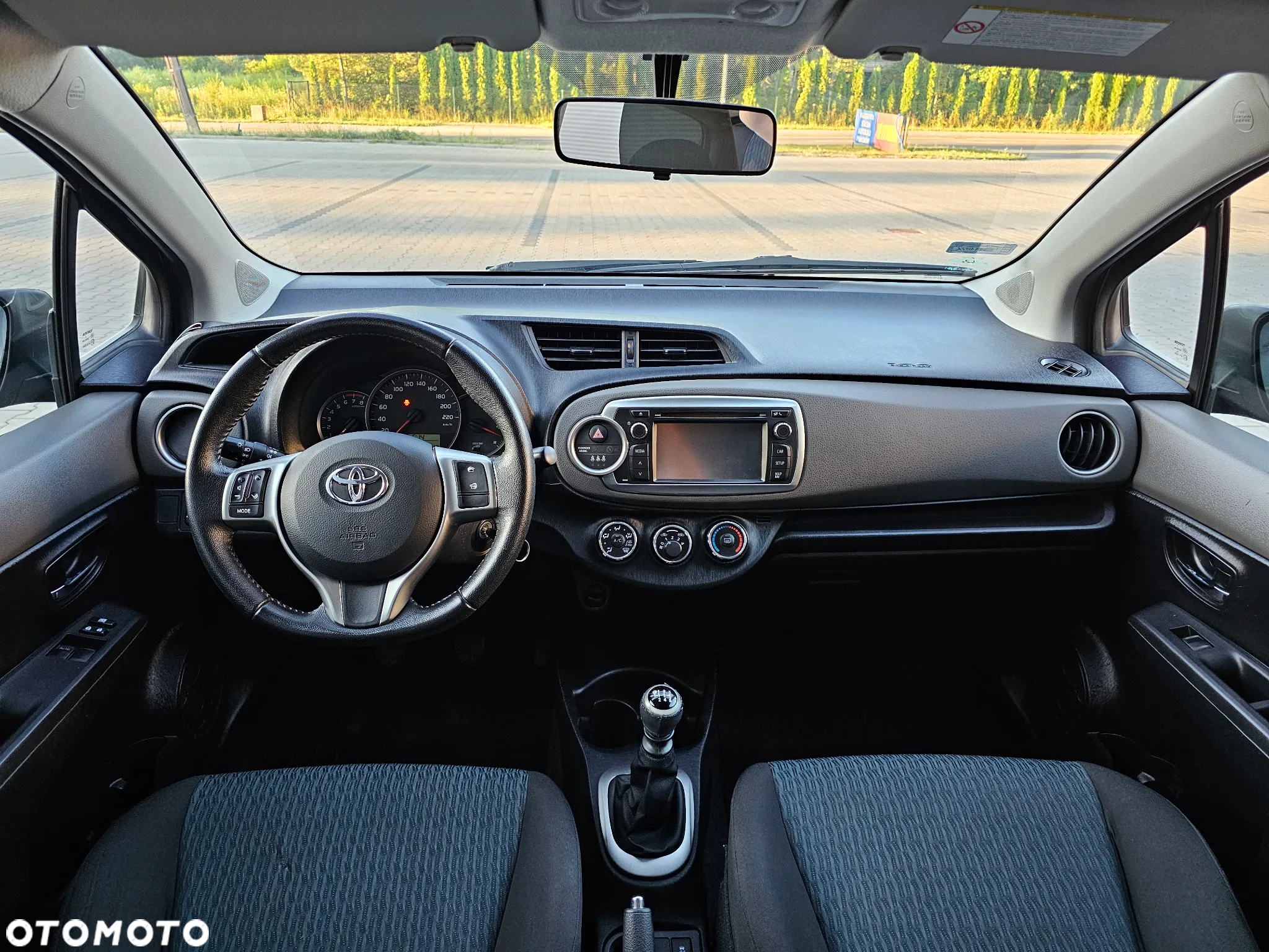Toyota Yaris - 27