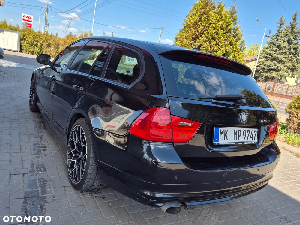 BMW Seria 3 320d - 10