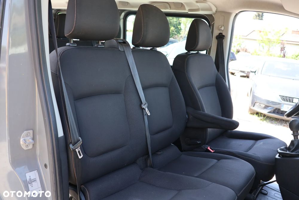 Renault Trafic Grand 1.6 dCi - 14