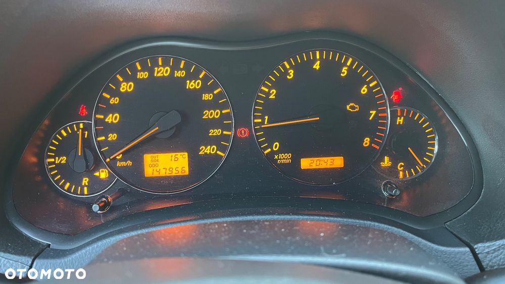 Toyota Avensis 2.0 VVT-i Sol - 7