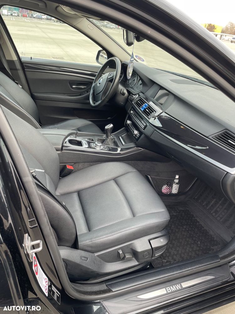 BMW Seria 5 520d - 13