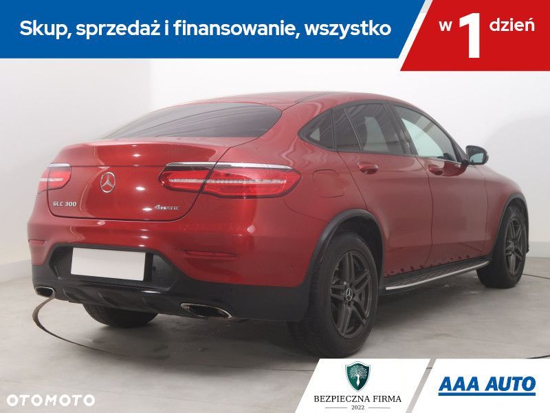 Mercedes-Benz GLC - 7