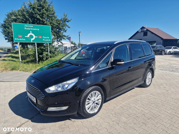 Ford Galaxy 2.0 EcoBlue Twin-Turbo Titanium