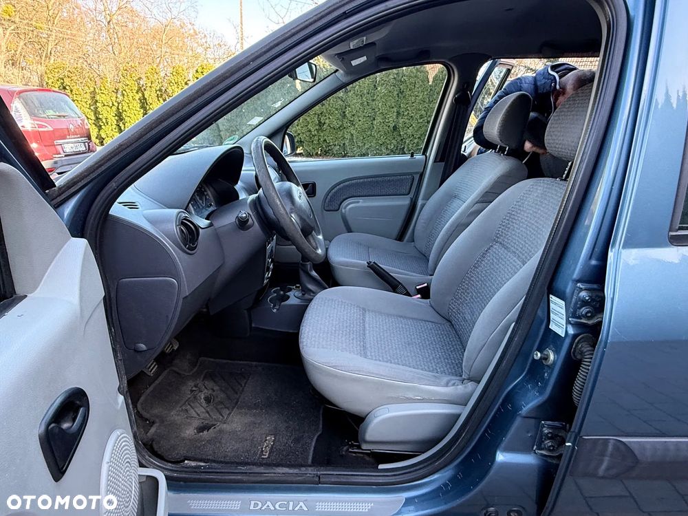 Dacia Logan 1.6 16V Laureate Euro5 - 11