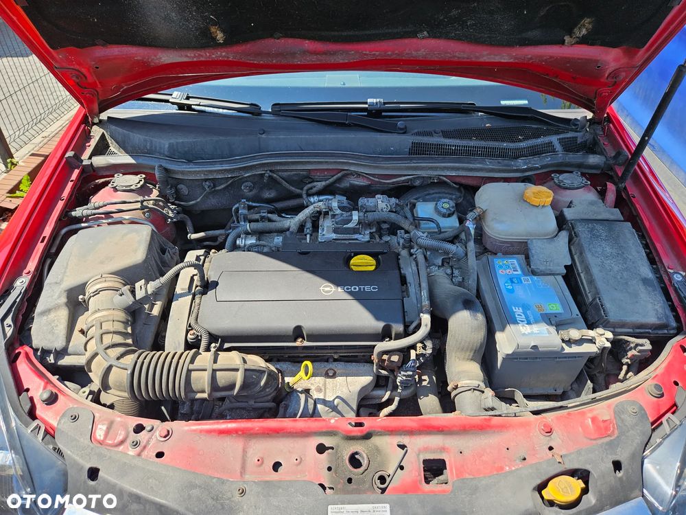 Opel Astra 1.6 T Cosmo - 10