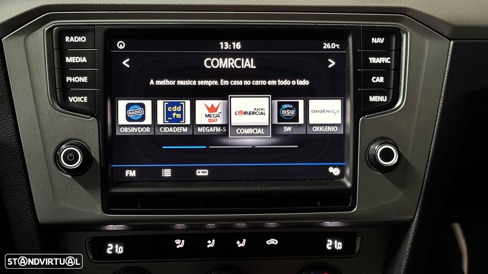 VW Passat Variant 1.6 TDI BlueMotion - 32