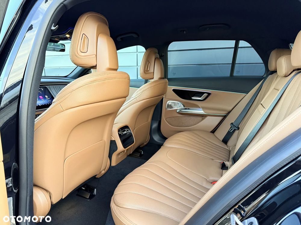 Mercedes-Benz Klasa E - 23