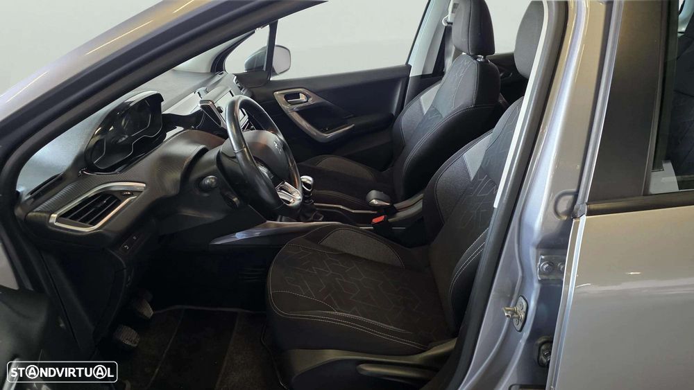 Peugeot 2008 BlueHDi 100 Allure - 19