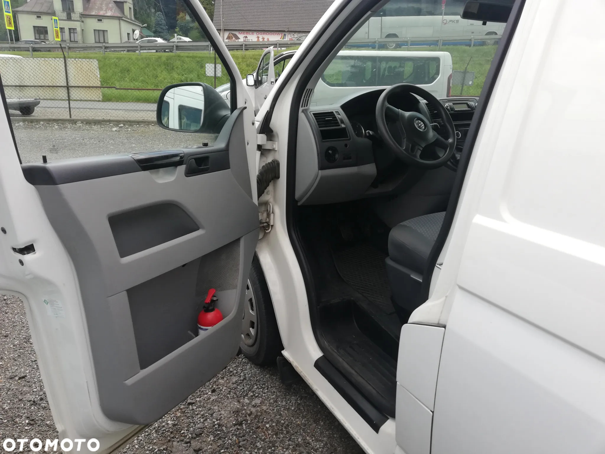 Volkswagen T5 LONG - 10